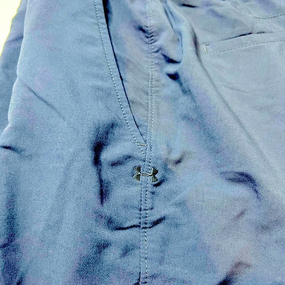 Under Armour pants black mat size waist 34 x 30 height I have 2 pairs - Picture 2 of 8